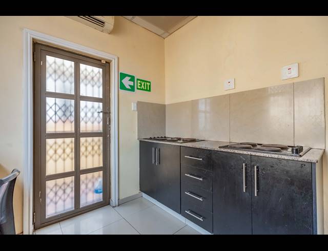 11 BEDROOM HOUSE FOR SALE IN WINDERMERE